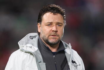 Russell Crowe just isn't Miserable