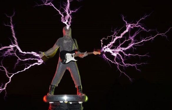 The guitarist of the band "Lightningfan"