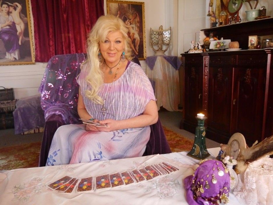Gyspsy is a clairvoyant and medium in Sydney offering Tarot card readings and crystal ball readings